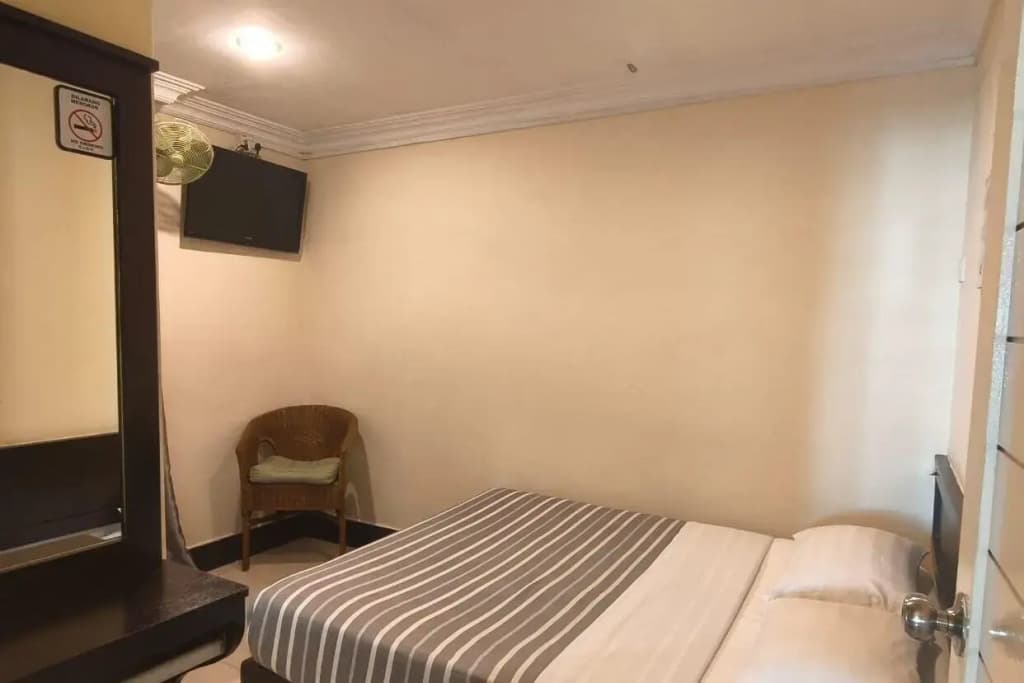 Hong Kong Hotel - photo 19
