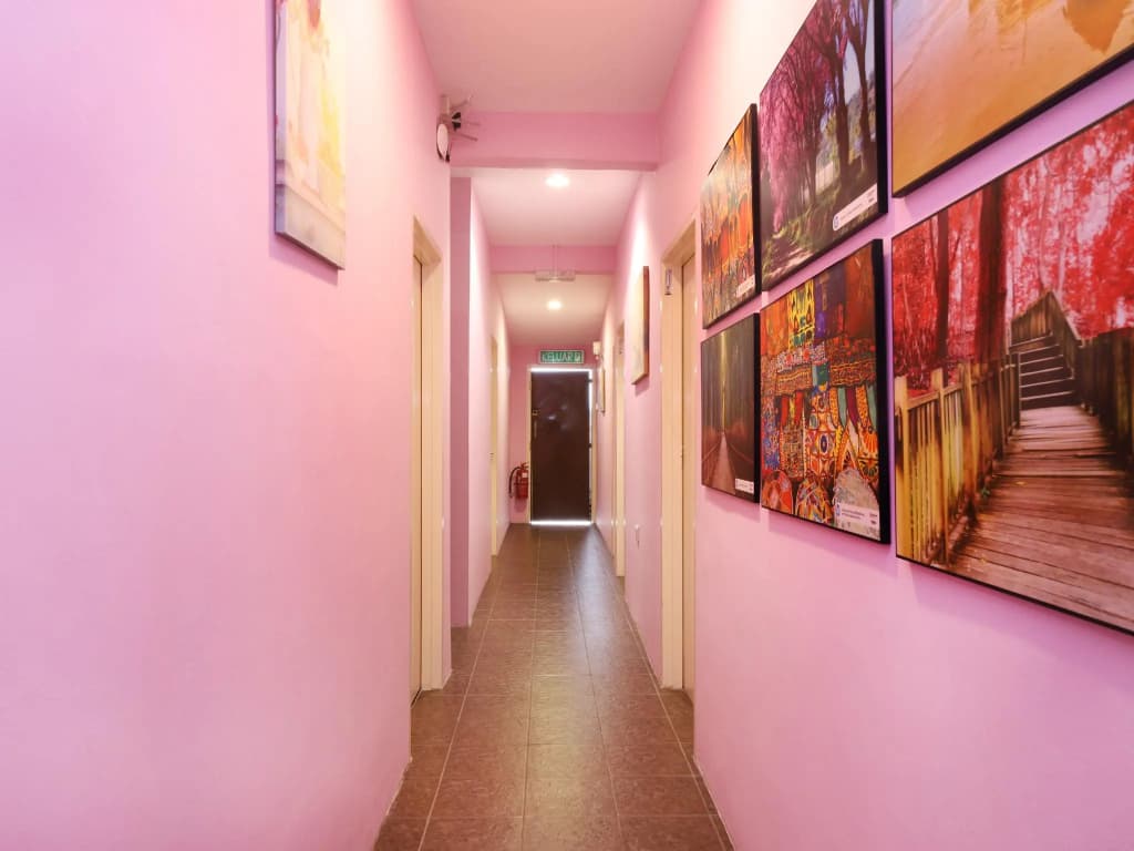 OYO 1125 IR Inn Hotel - photo 3