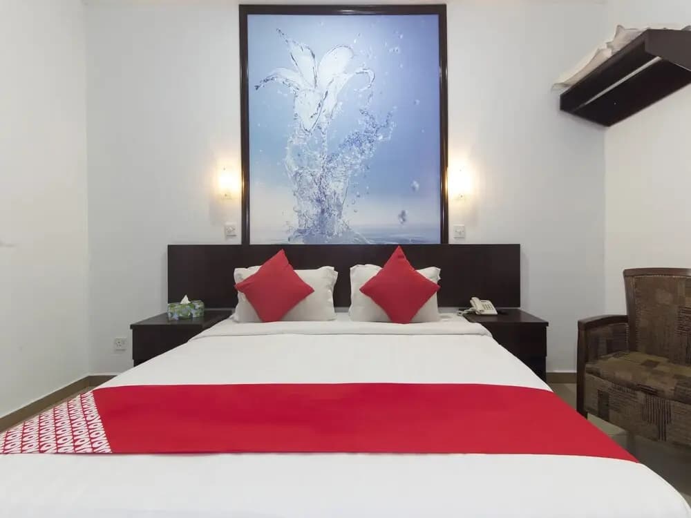 OYO 498 D&F Boutique Hotel Senawang - photo 5