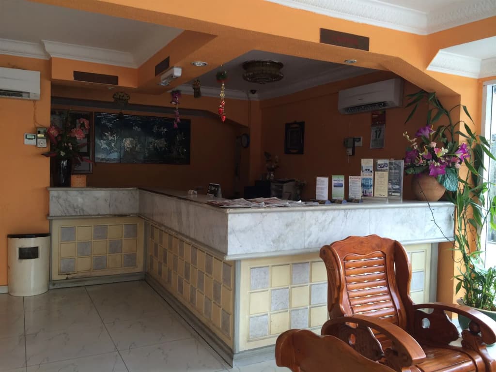 Palace Inn - photo 2