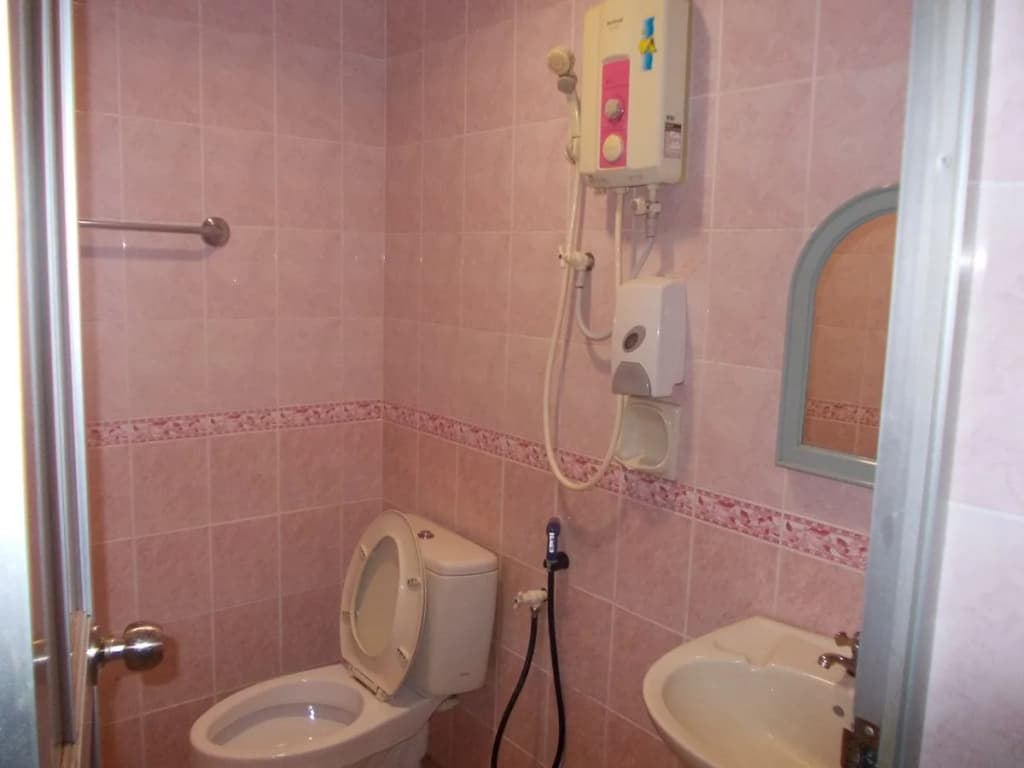 Lotus Hotel Johor Bahru - photo 7