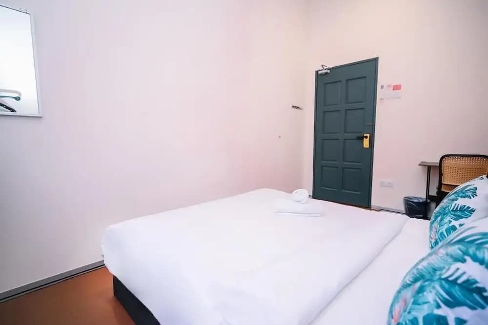 Swing & Pillows @ 75 Chulia St, Georgetown Penang - photo 23