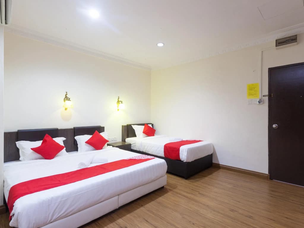 Hotel O T P Hotel - photo 2