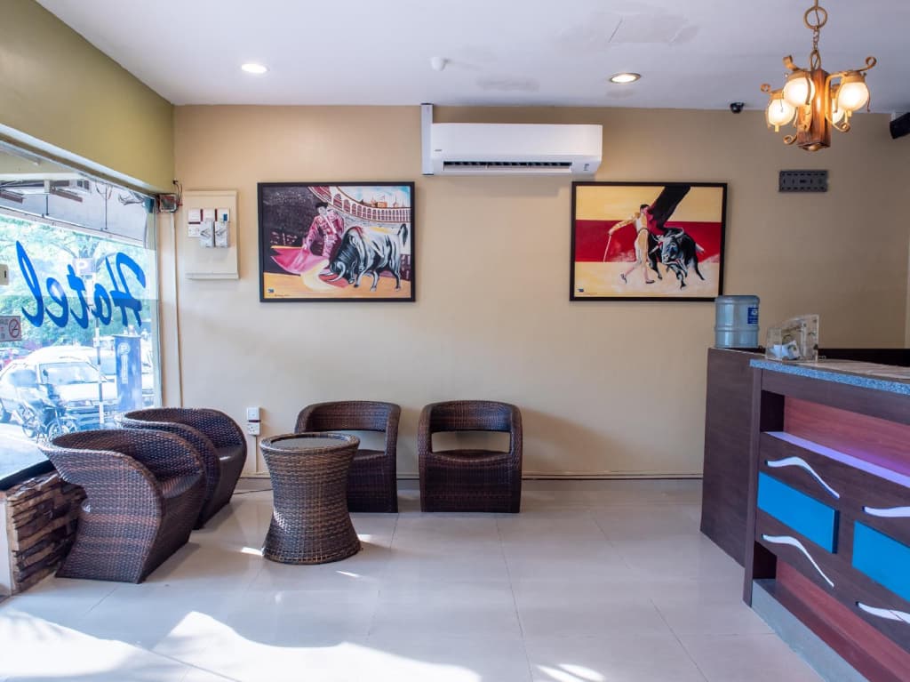 OYO 434 Marbella Hotel - photo 14