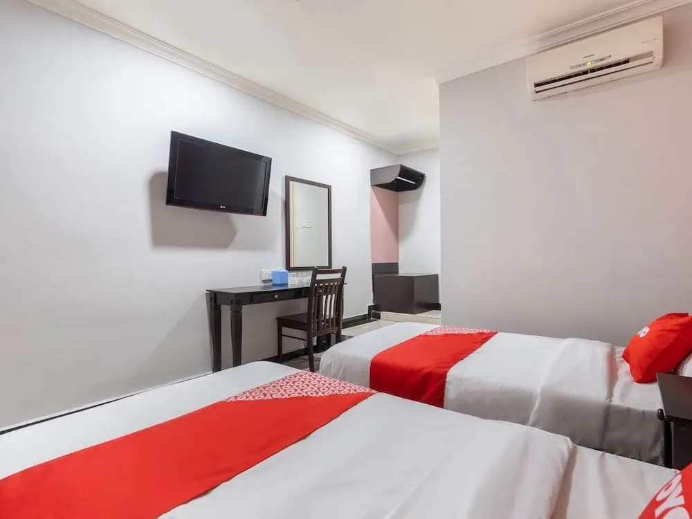 Oyo 89844 Green Villa Hotel - photo 5