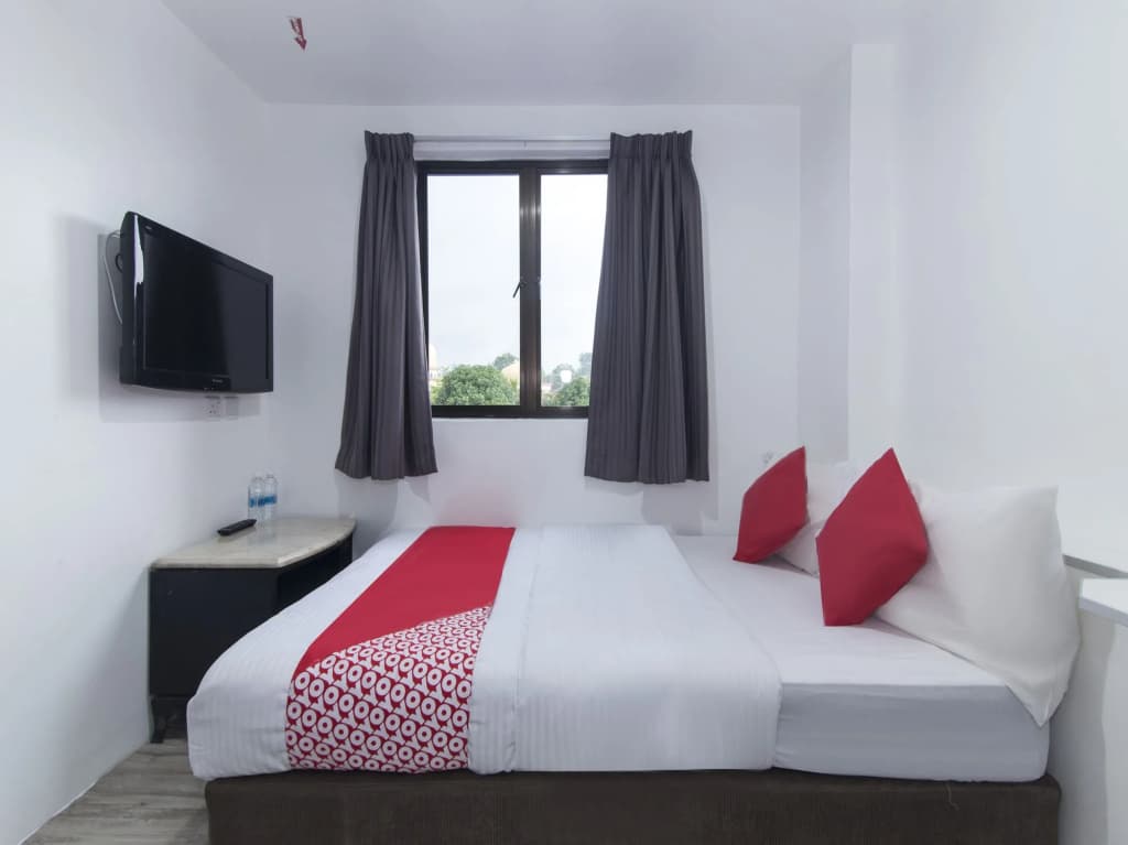 Hotel Aman - photo 4