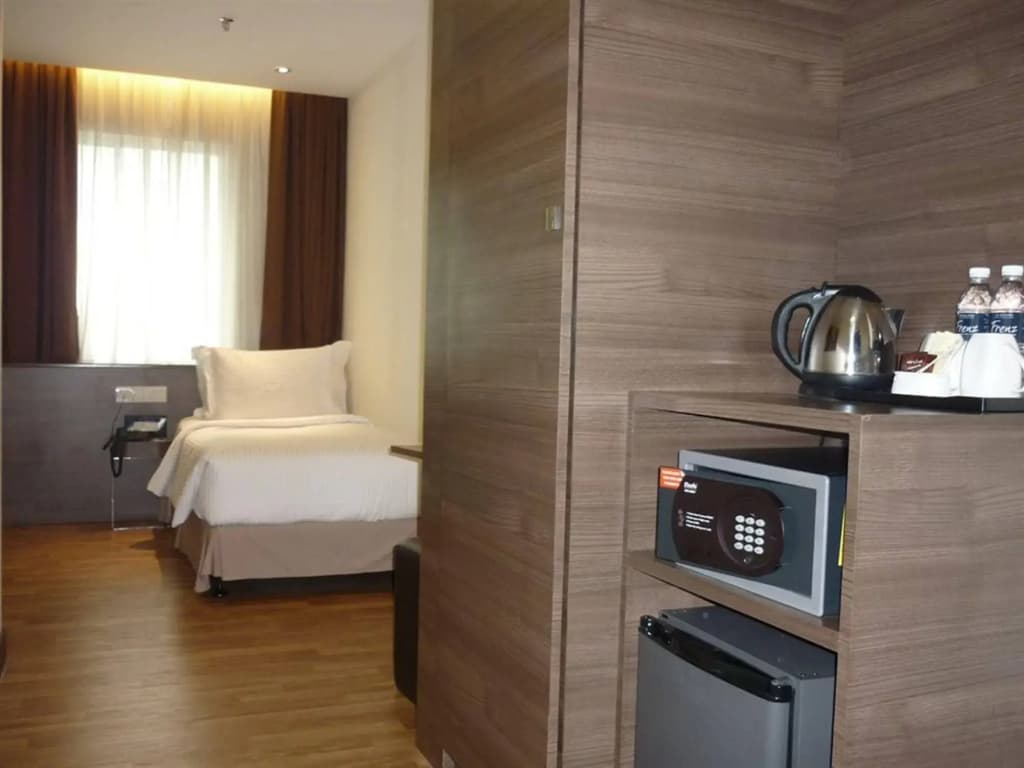Frenz Hotel Kuala Lumpur - photo 6