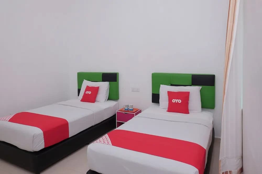 OYO 90005 DC Villa Guest House - photo 3