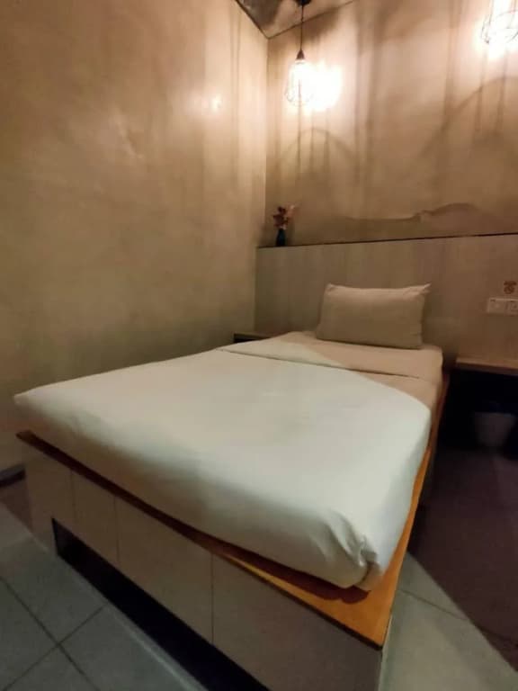 OYO 90114 Home Rest Hotel - photo 1