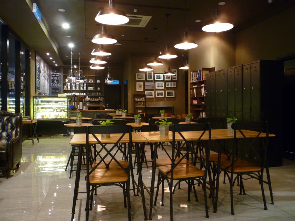 Manhattan Business Hotel Damansara Perdana - photo 20