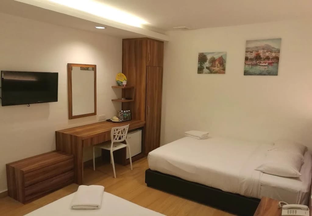 Century Inn Hotel - photo 6