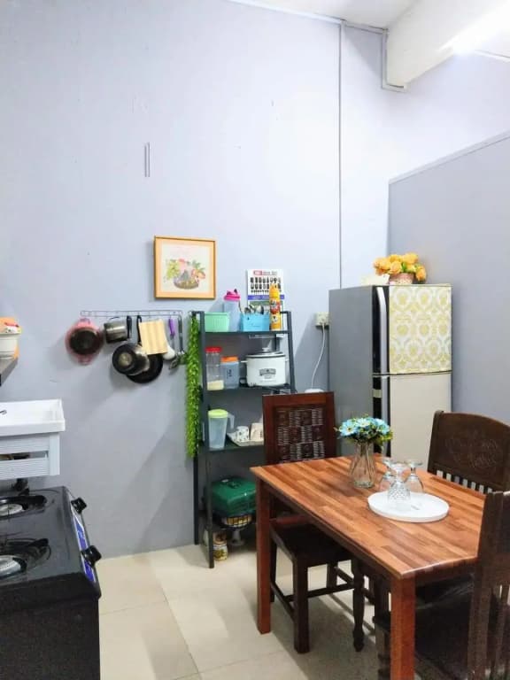 Azie Homestay - photo 10