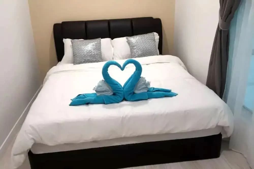 Comfy Home at Sutera Avenue - photo 3