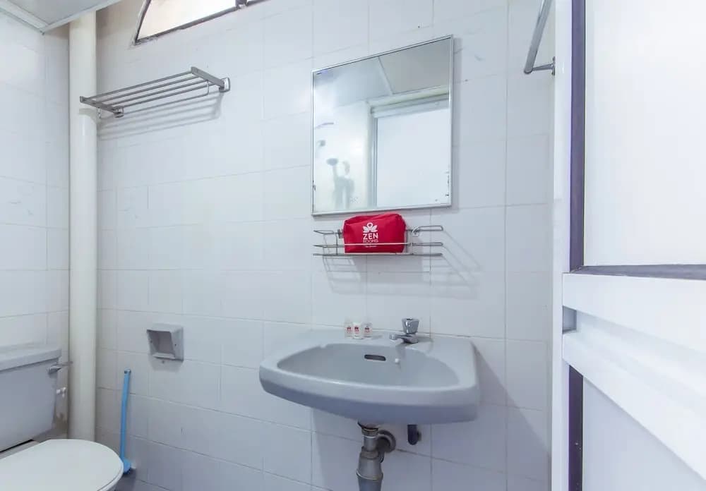 ZEN Home Lagenda Homestay - photo 5