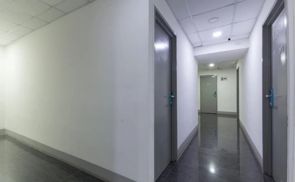 Lux Hotel - photo 9