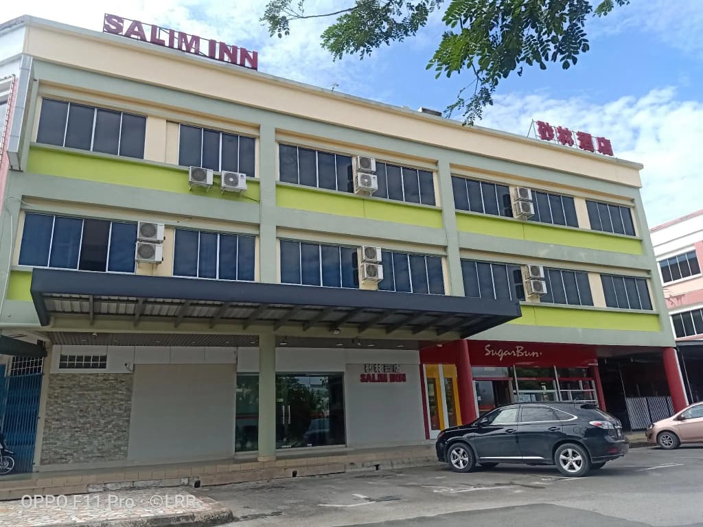 Salim Inn - photo 1