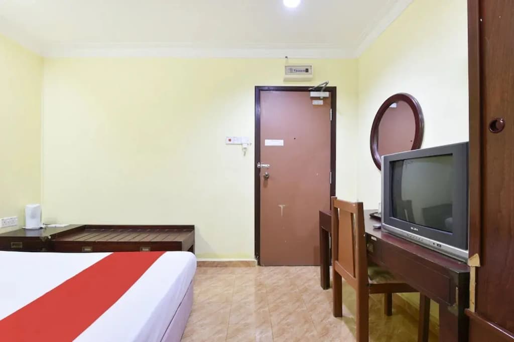 Hotel O Kota Bharu Near War Museum Formerly Azam Hotel - photo 5