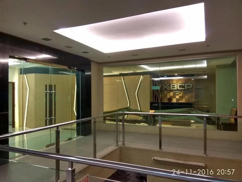 Cyber Studio Apartment - photo 12