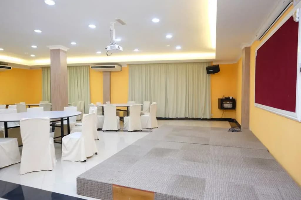 Rayyan Soffea Hotel - photo 16