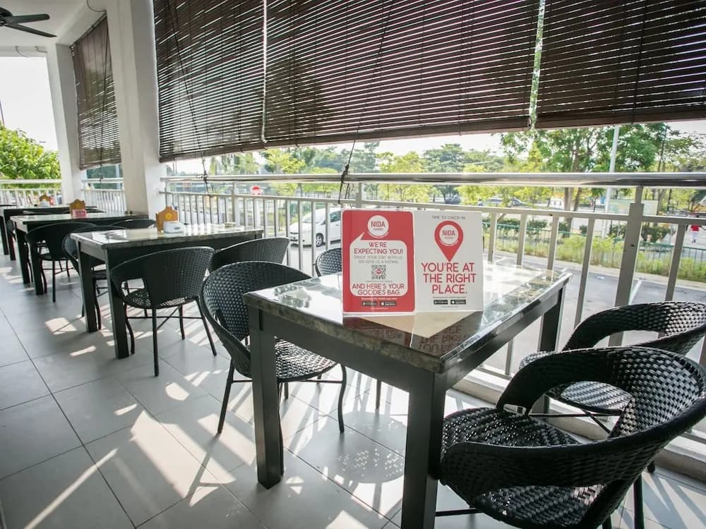 Arina Hotel at Bangi - photo 12