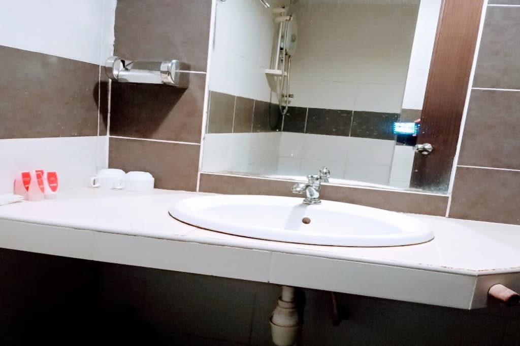 Perdana Hotel - photo 9