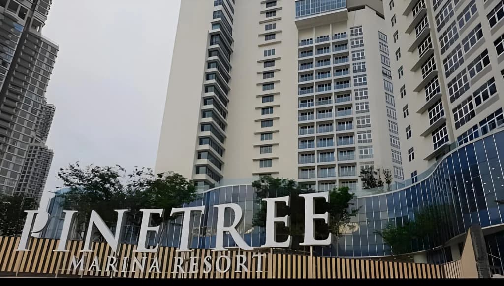 Pinetree Marina Resort - photo 1
