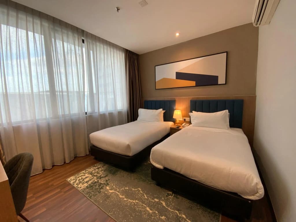 Fives Hotel Johor Bahru City Centre - photo 2