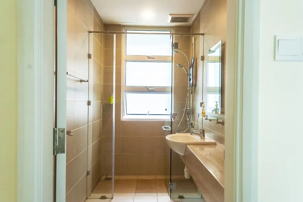 Summerton Luxury 4 Bedrooms Suite by D Imperio Homestay - photo 8