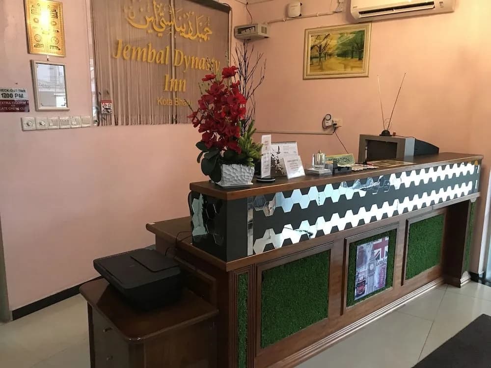 OYO 897799 Jembal Dynasty Inn - photo 17