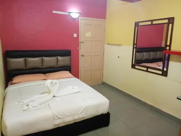 Harmony Inn Hotel - photo 2