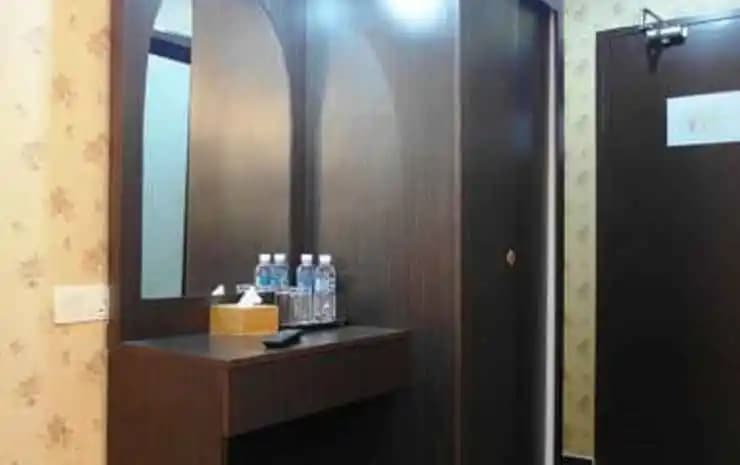 Classic Kinabalu Hotel - photo 10