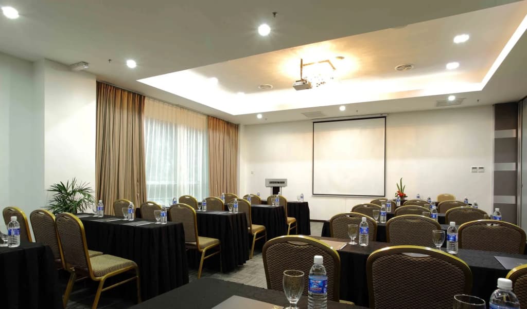 Symphony Suites - photo 14