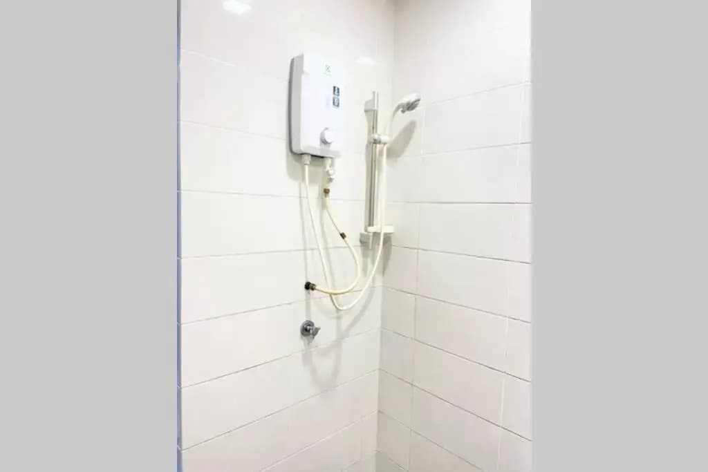Landmark Residence 2, GreenView, Less Noise, Free WiFi with TvBox, Free Parking, Near Kajang, Cheras, C180, MRT - photo 6