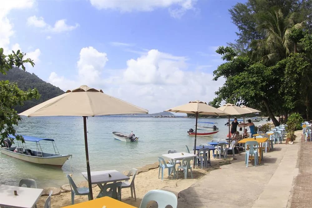 Watercolours Resort & Dive Centre - photo 7