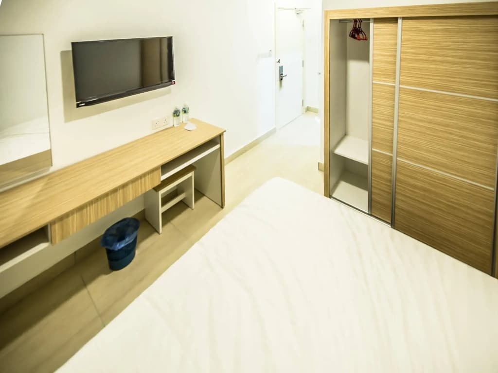Crystal Garden Hotel (Seri Kembangan) - photo 2