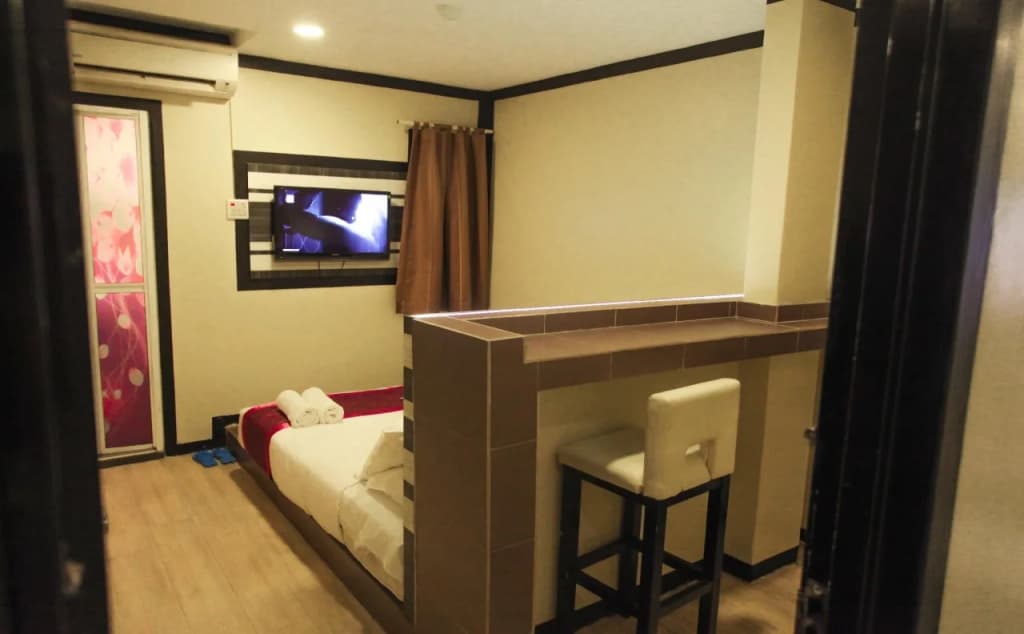 Hotel Premium - photo 2