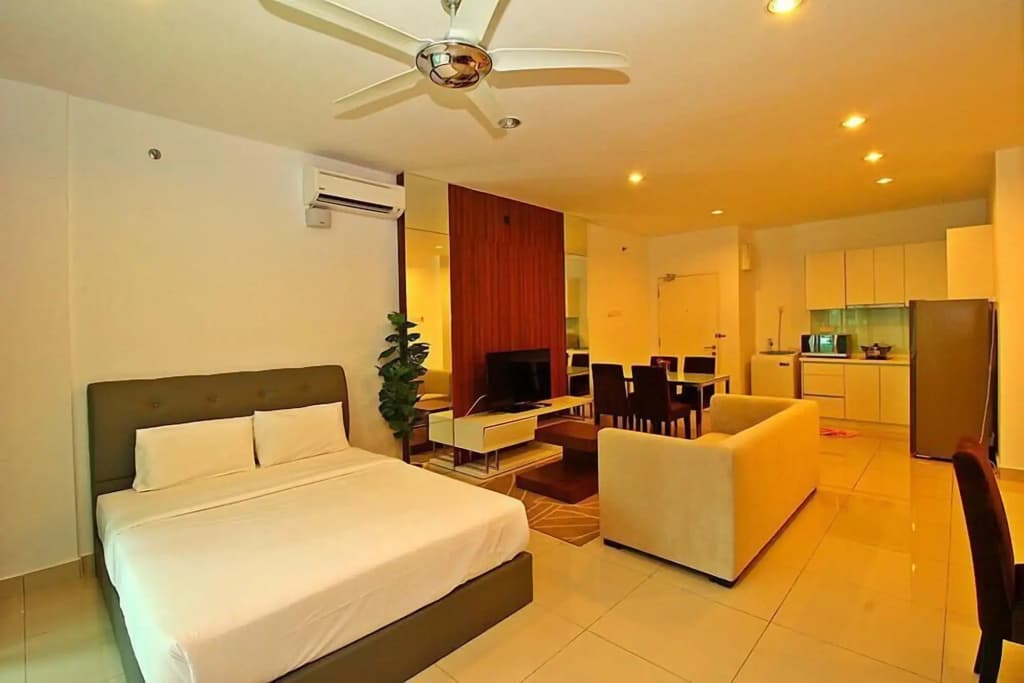 Mansion One Suites By Merlene - photo 1