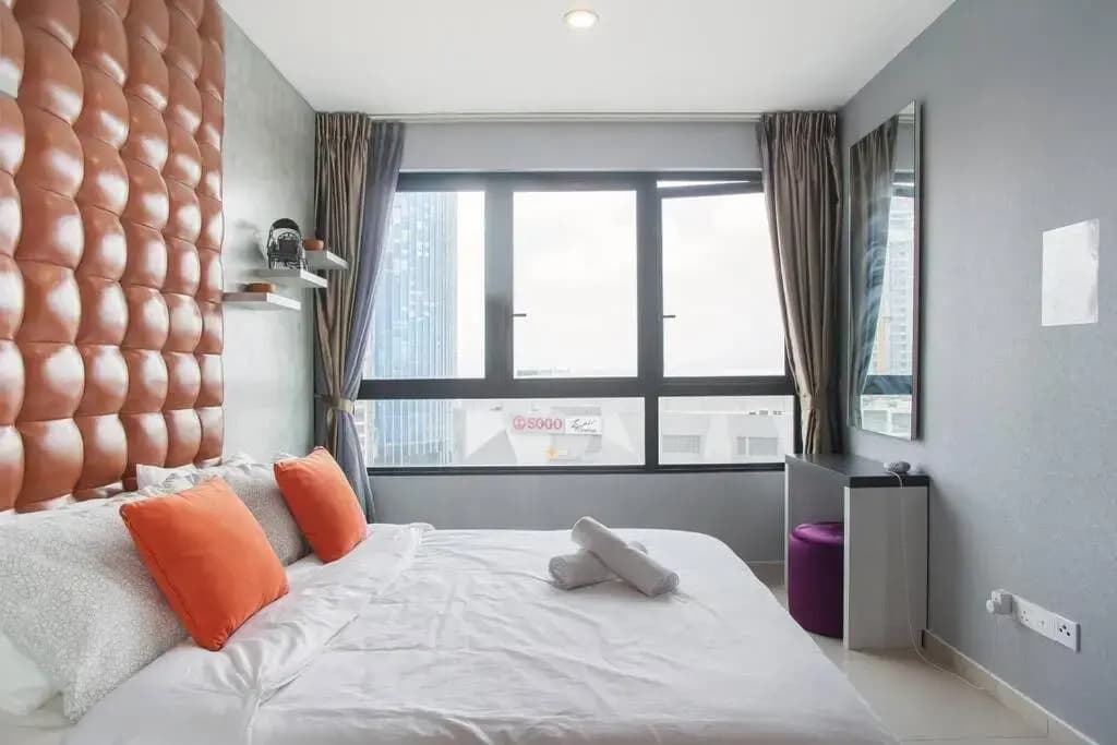 iCity 1Bedroom Apt Near Mall FREE PARKING & WIFI - photo 5
