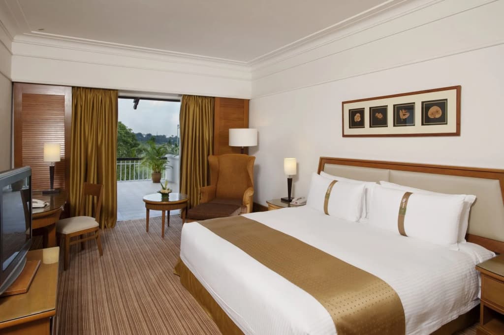 Glenmarie Hotel & Golf Resort - photo 3