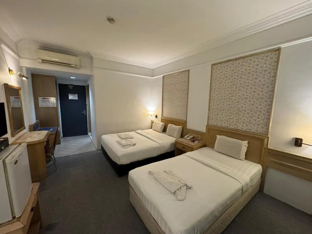 Hotel DeLeeton - photo 4