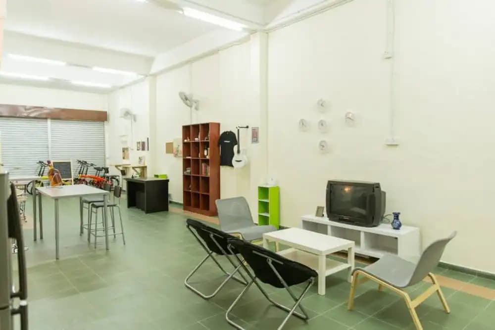 Vloft Backpackers Hostel - photo 25