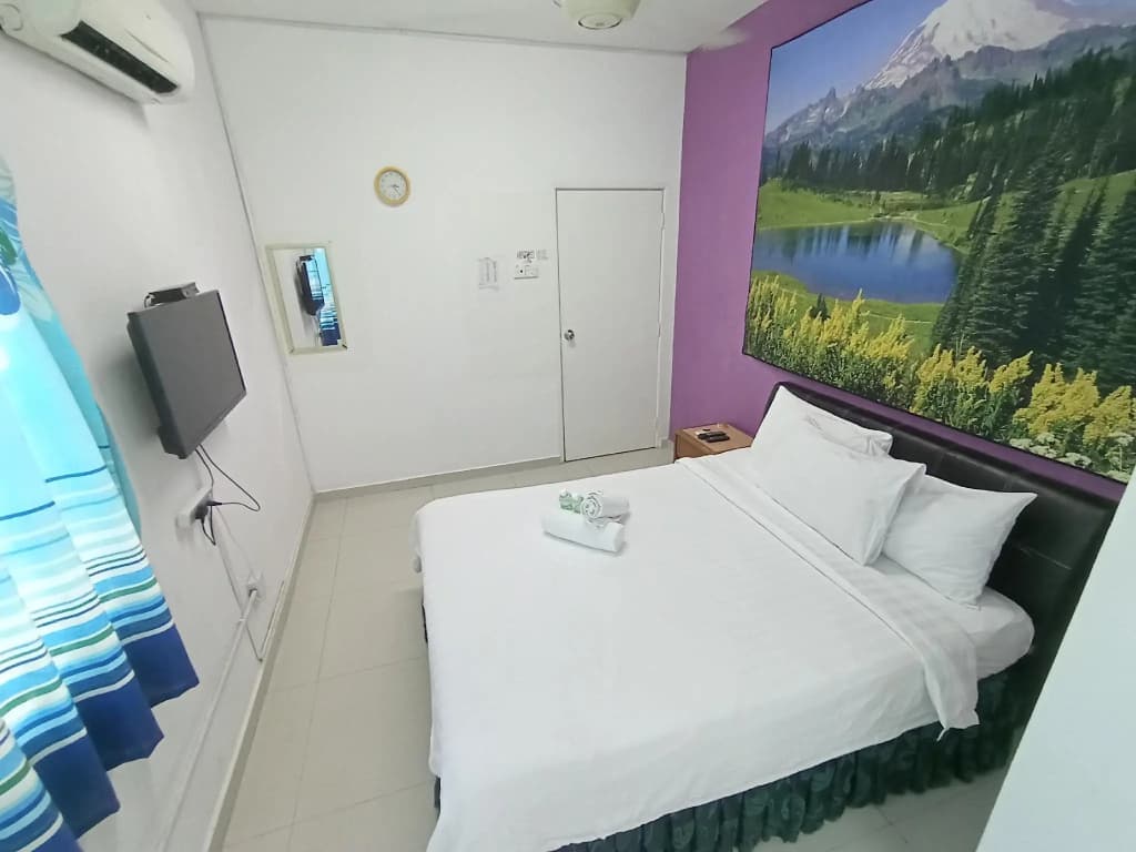 B-Hotel - photo 3