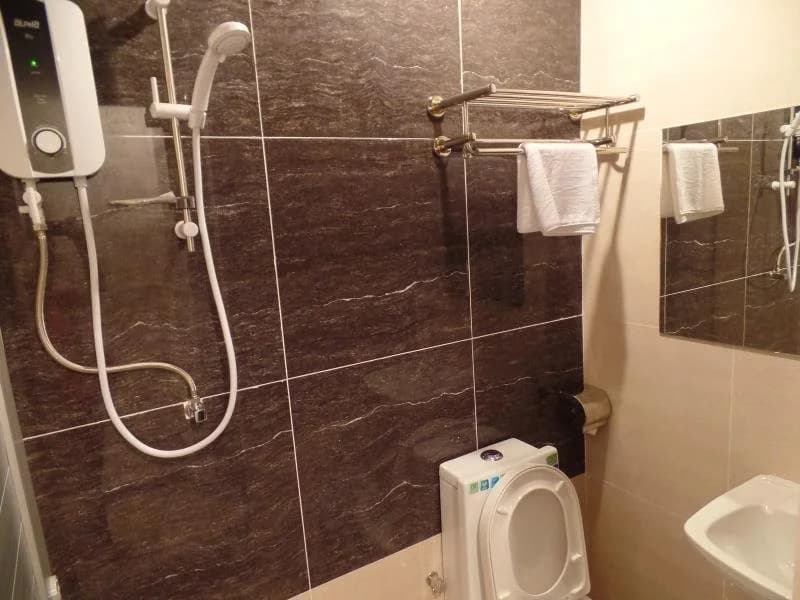 Jaya Hotel Sibu - photo 8
