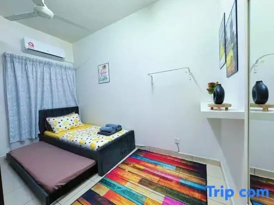 Sri Ixora Kajang | Spacious 3BR w/ Full A/C - photo 7