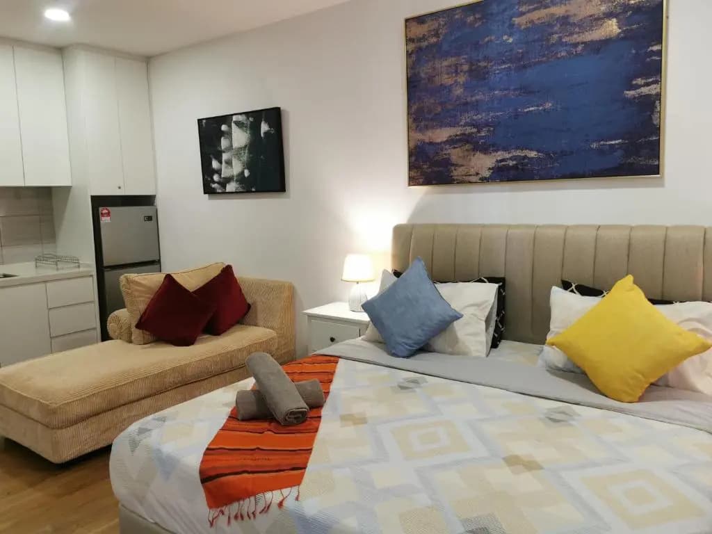 Apple Home 2 at Menara Simfoni, King Size Bed, Cheras, Nexflix, Wifi, Parking - photo 6