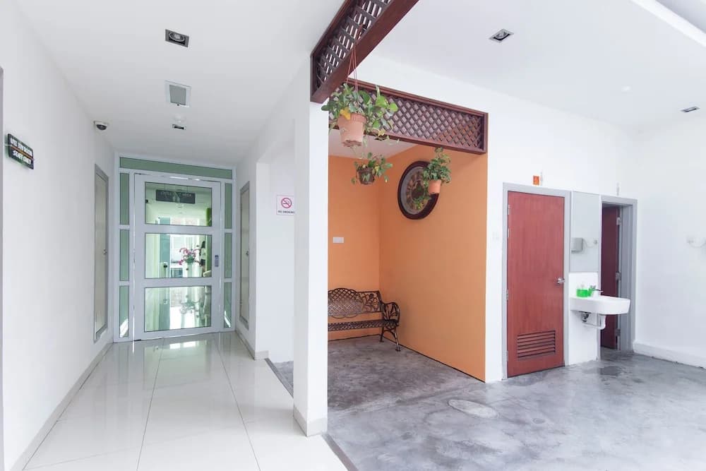 ZEN Rooms Kinta Alley - photo 12
