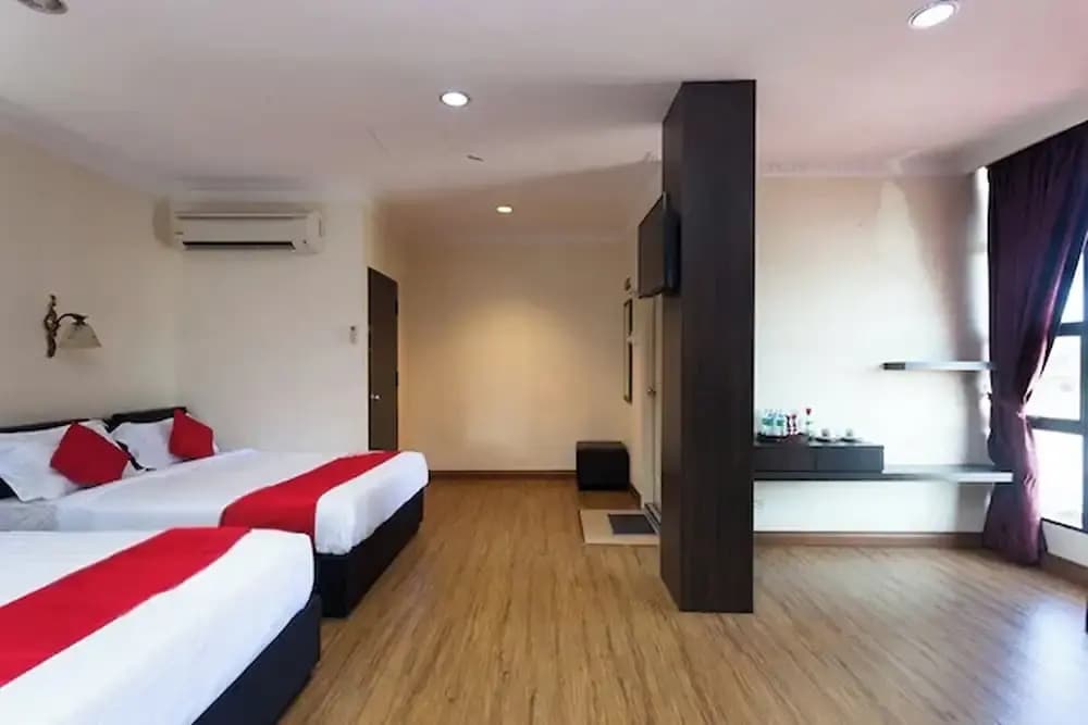 T P Hotel - photo 12