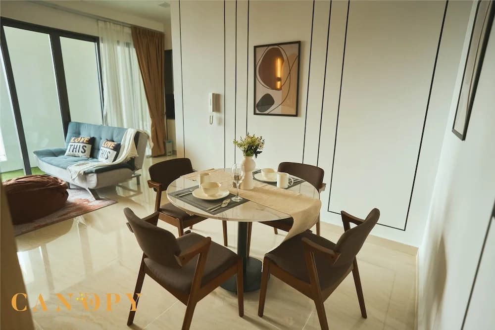 The Luxe & The Colony, KLCC - photo 11