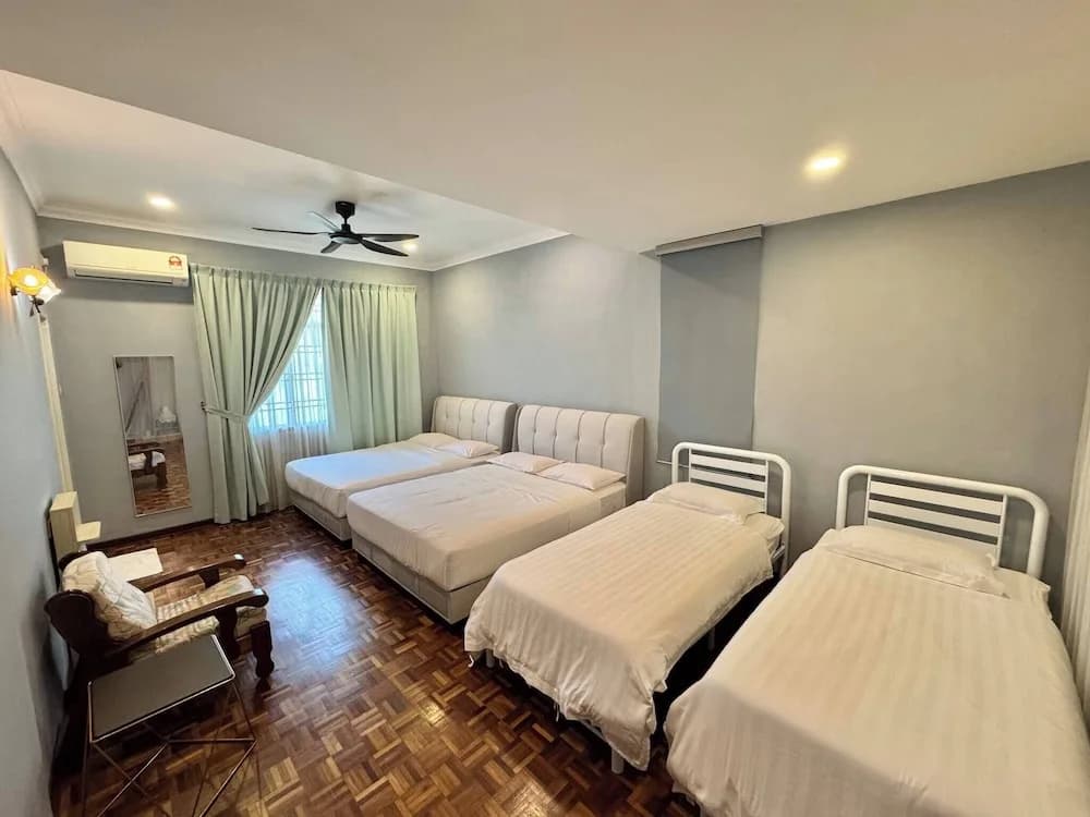Spacious 4-bedroom House in Tebrau City, Johor Bahru - photo 2