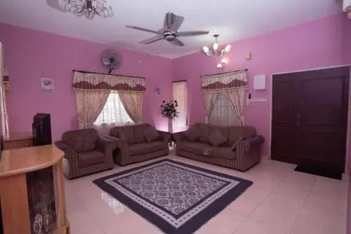 Umaira Meru Raya Homestay - photo 4